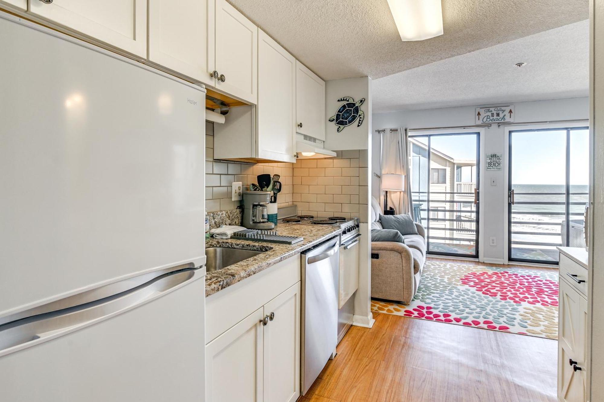 Cozy Beachfront Condo With Wifi, Views And Pool Access Myrtle Beach Kültér fotó