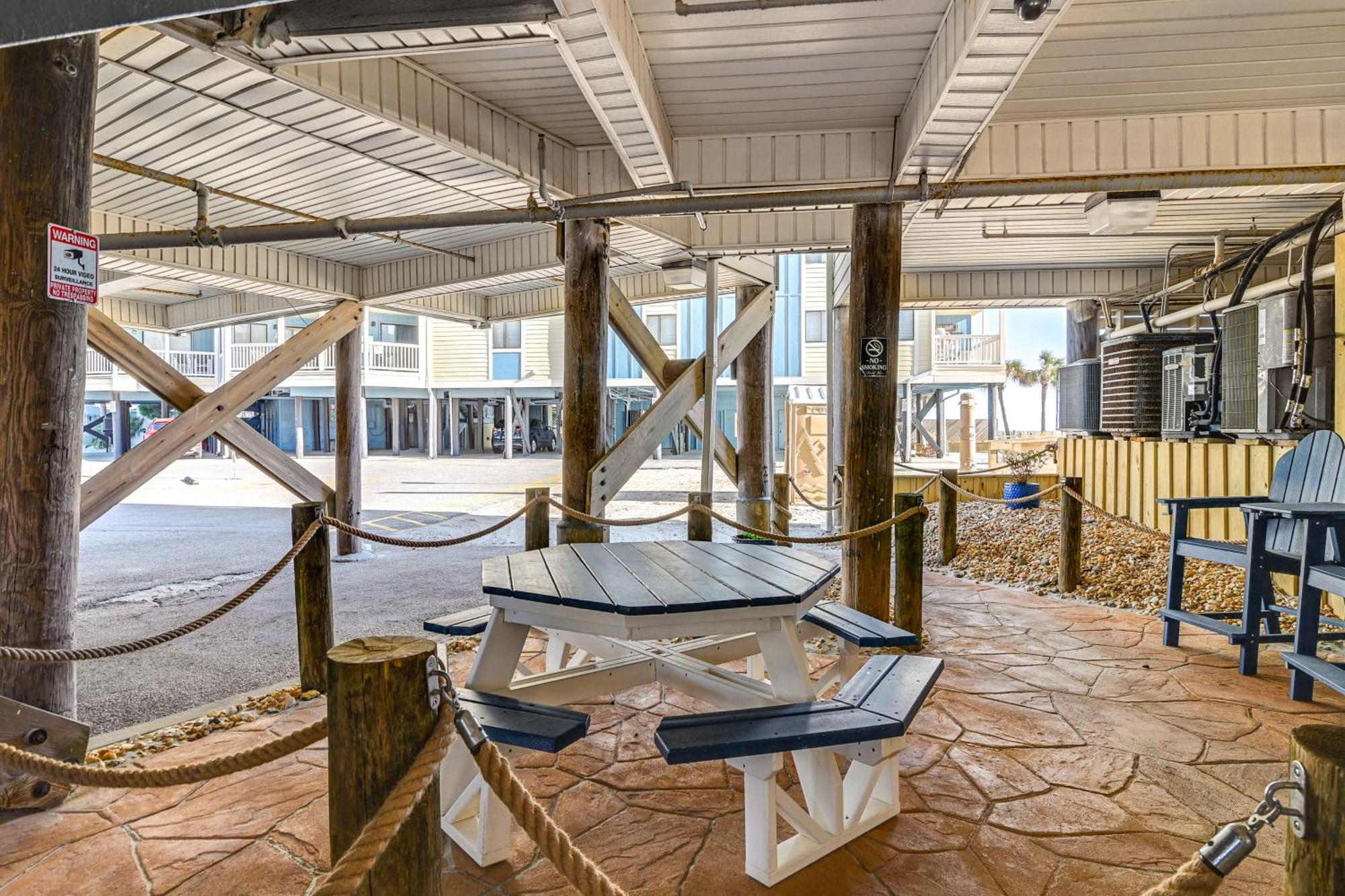Cozy Beachfront Condo With Wifi, Views And Pool Access Myrtle Beach Kültér fotó